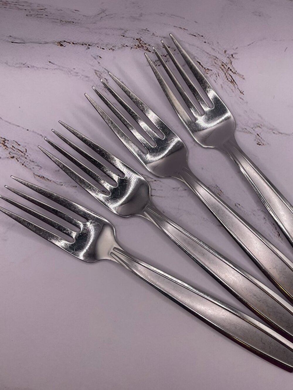 Oneida Satin Shasta Stainless Steel Dinner Place Forks Set of 4 Replacement